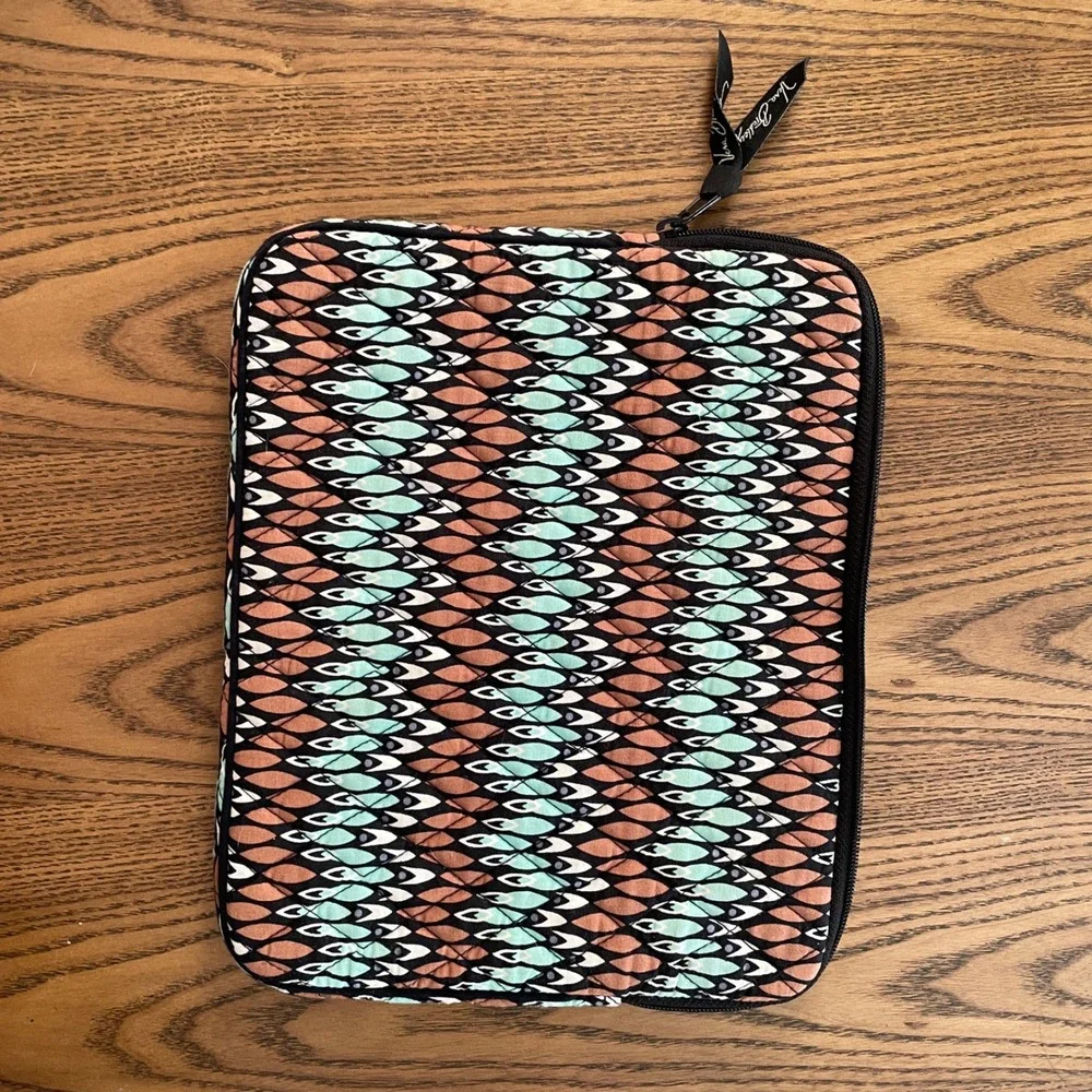 Vera Bradley Ziggy Zinnia Quilted Laptop Tablet Sleeve Case Teal Orange Black